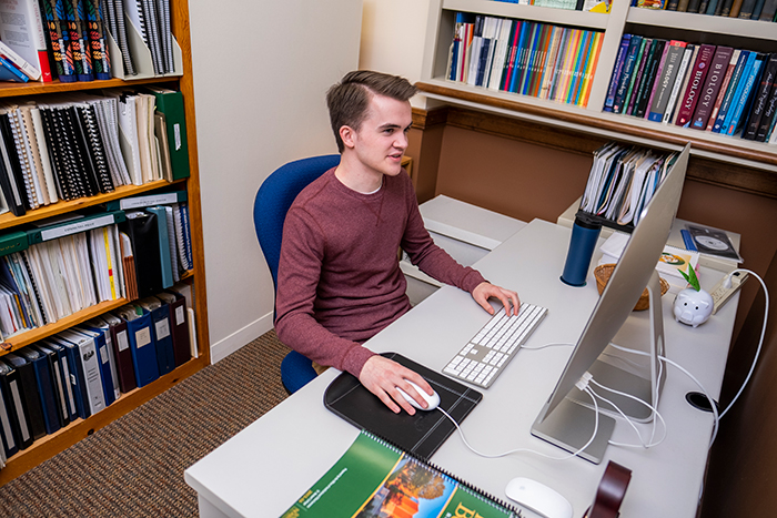 Luke Johnson ’21 of the Honors Program at SNC